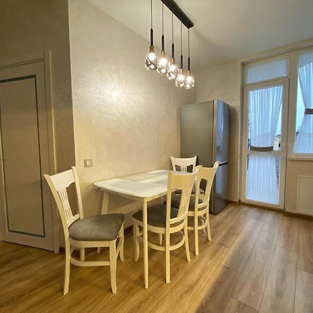 Apatrment In Khmelnytsky Street Natasha Apartamento Lviv Exterior foto